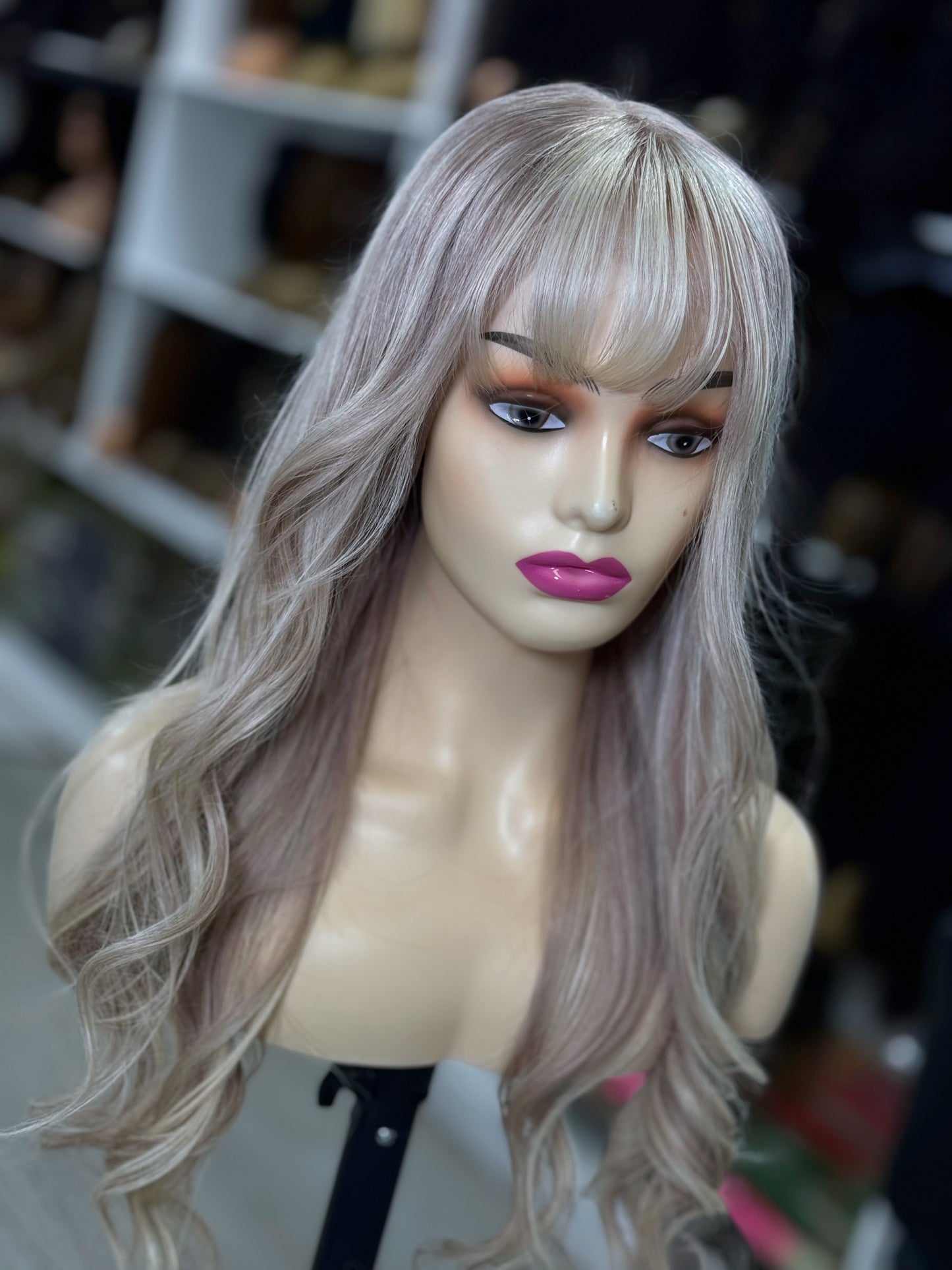 0002 Ash Blonde wig